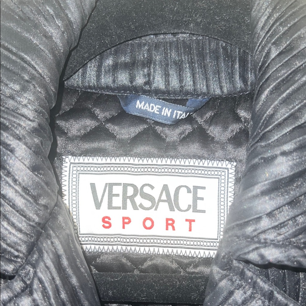 Vintage, New WOT Versace Black Quilted Zip-Front Moto Jacket with Gold Hardware - Picture 3 of 16